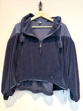 Free People Movement Let It Go Navy Velour Cropped Half Zip Pullover Hoodie